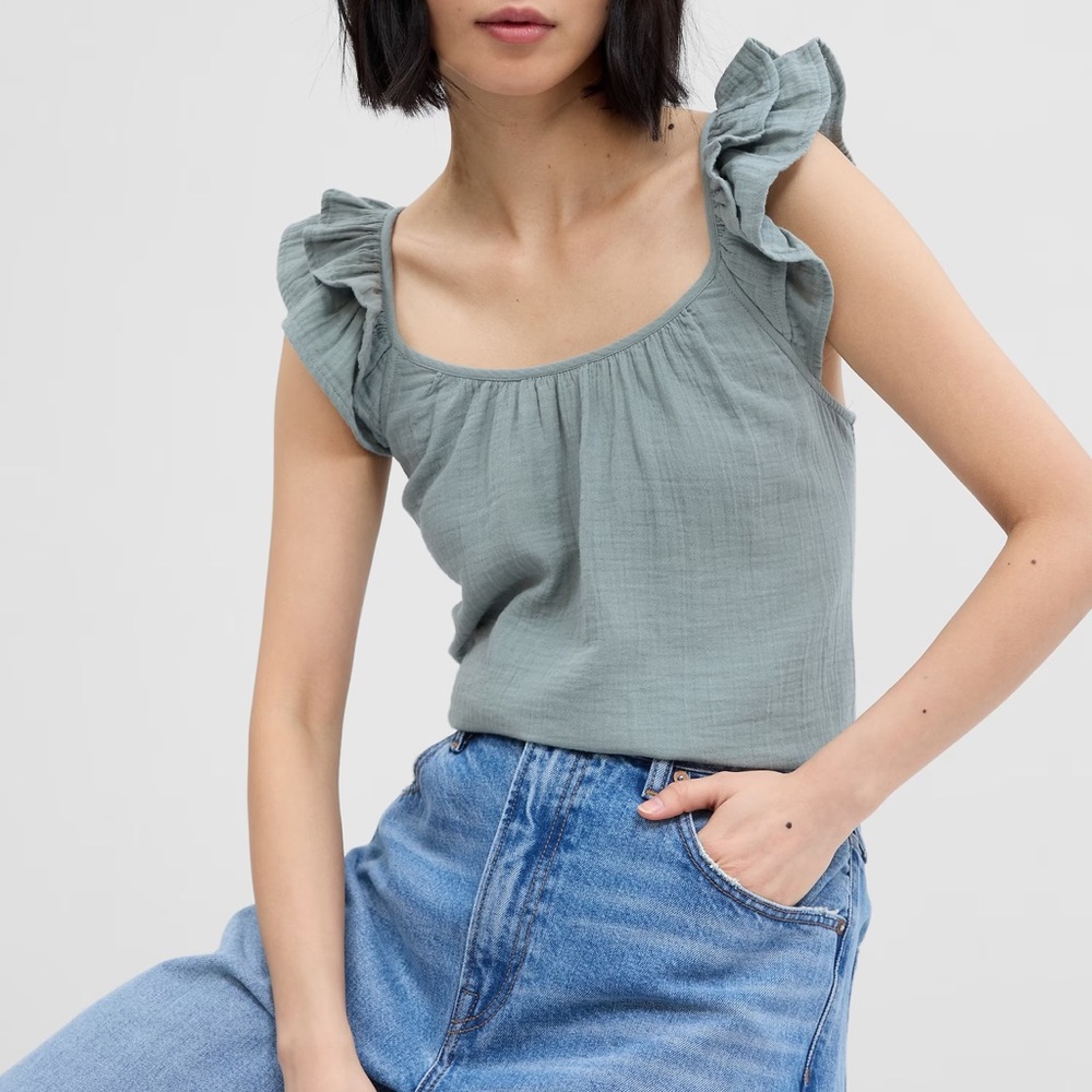 Scoopneck Ruffle Sleeve Top - Picture 5 of 7